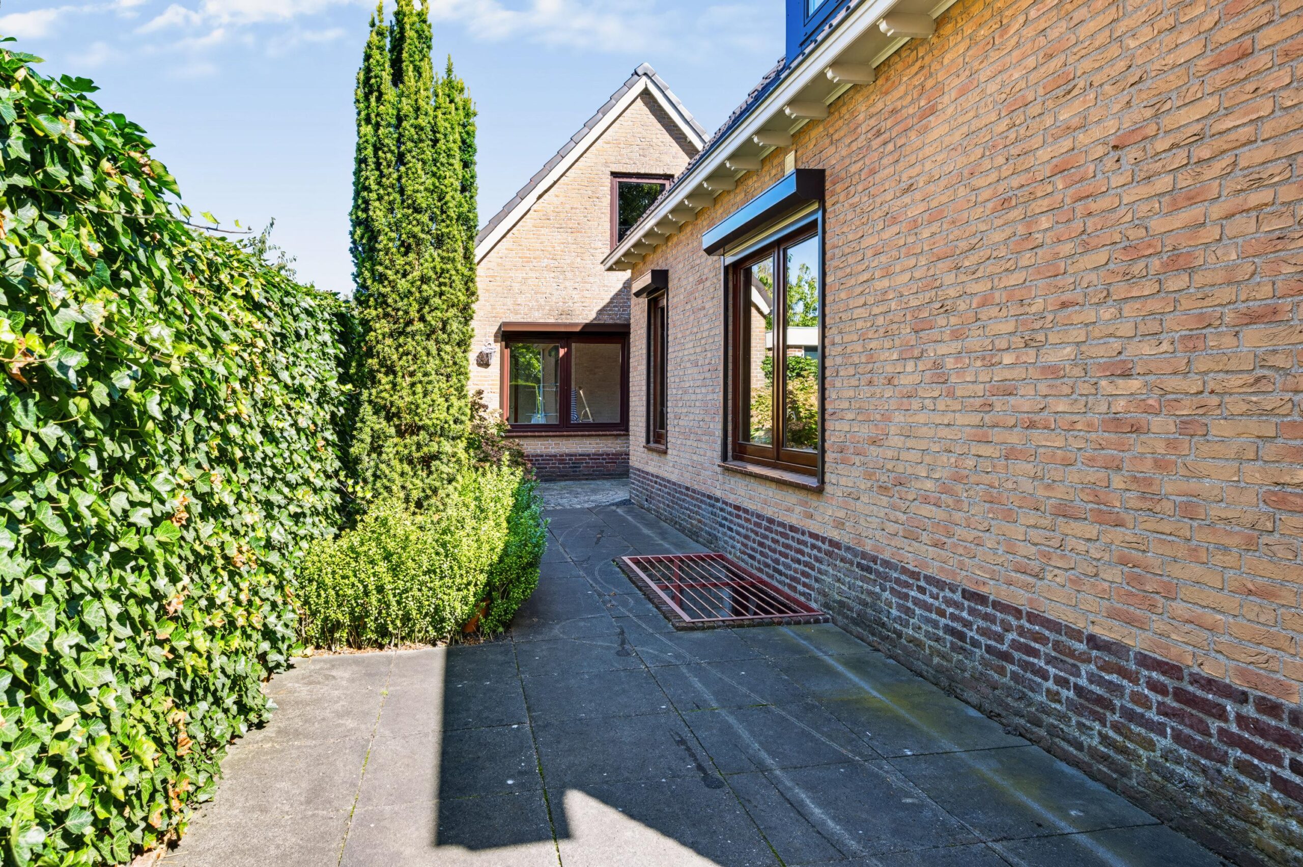 Vrijstaande woning te koop: Middelweg 54, Leersum