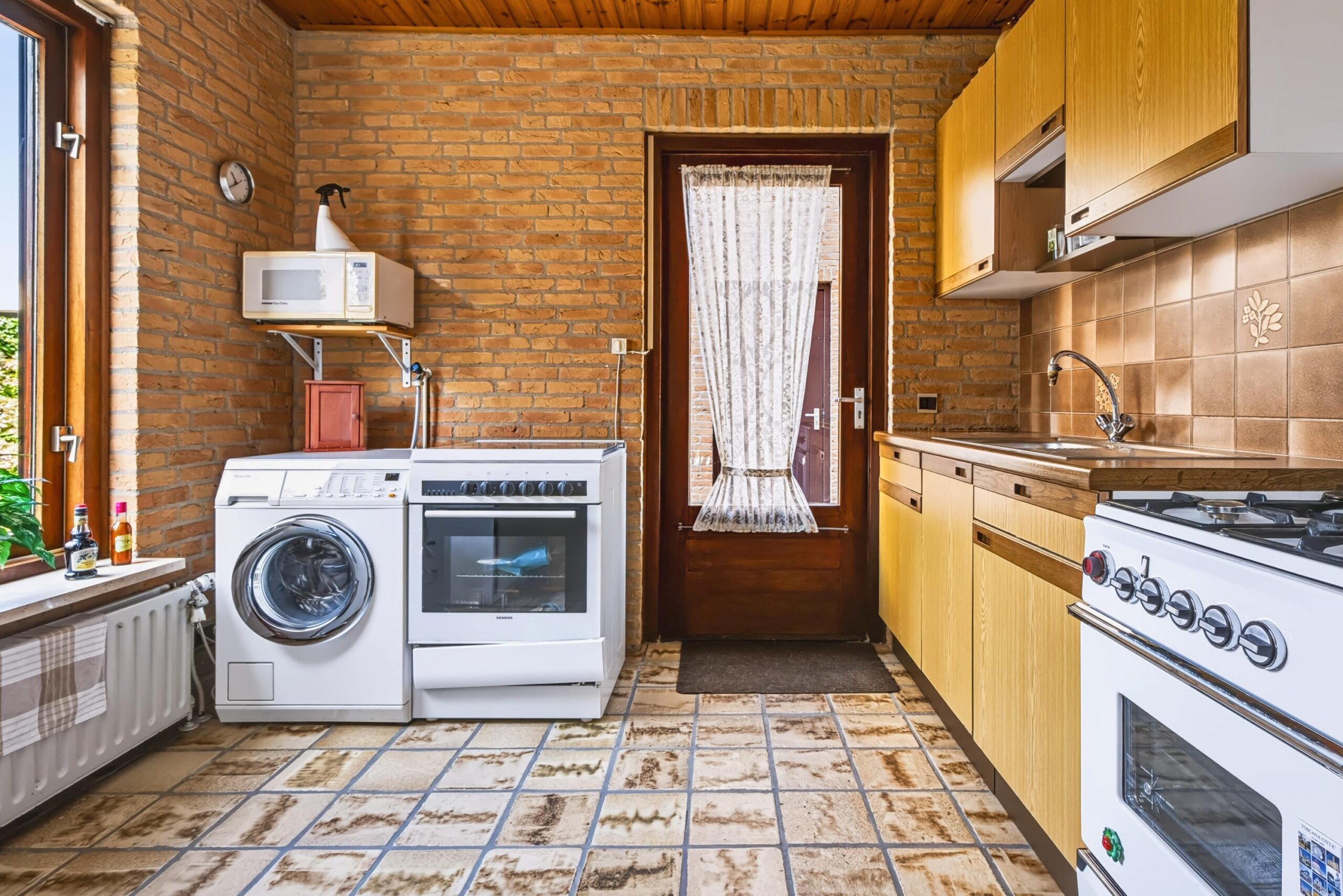 Vrijstaande woning te koop: Middelweg 54, Leersum